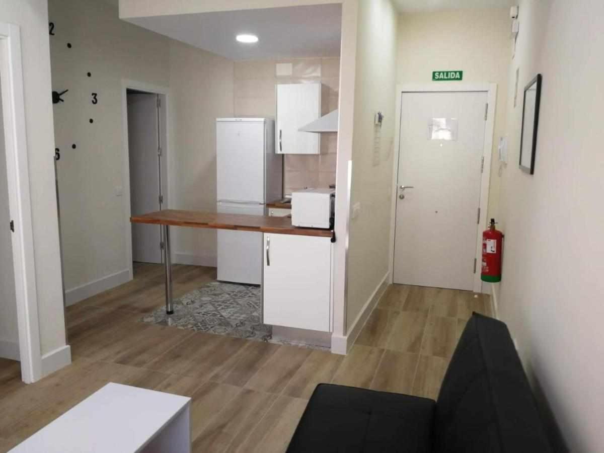 Kubik Apartamentos K1 กาเซเรส ภายนอก รูปภาพ
