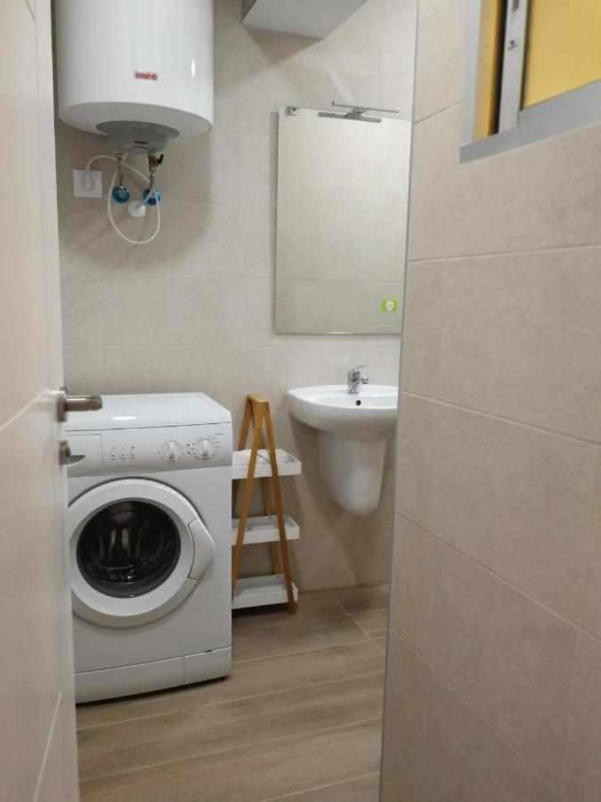 Kubik Apartamentos K1 กาเซเรส ภายนอก รูปภาพ