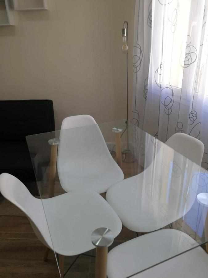 Kubik Apartamentos K1 กาเซเรส ภายนอก รูปภาพ