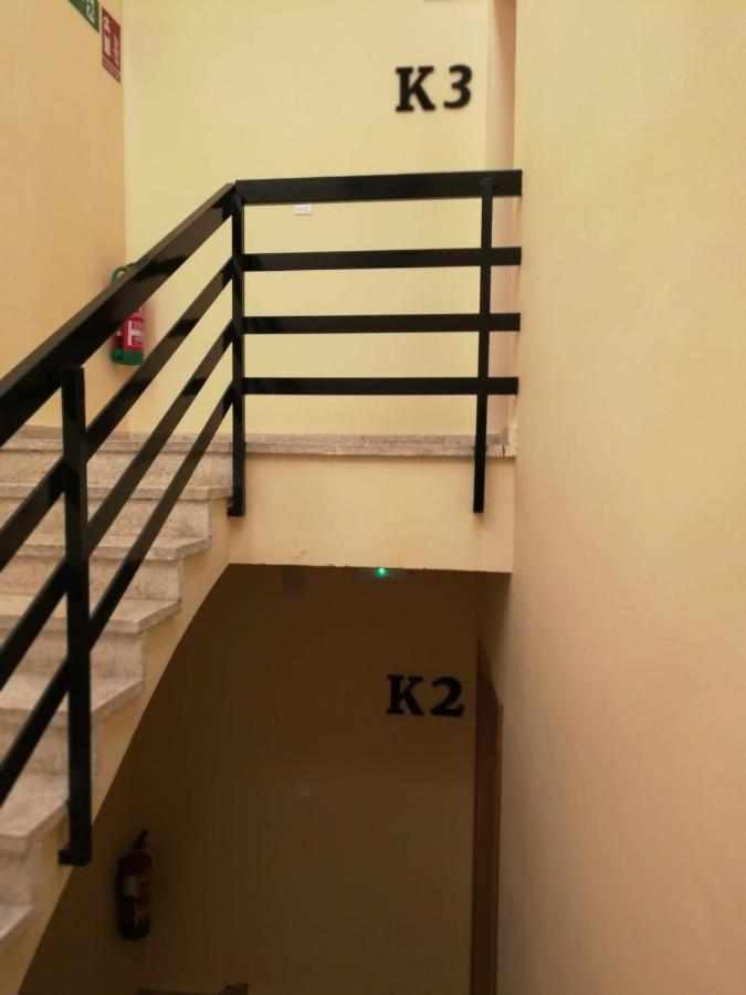Kubik Apartamentos K1 กาเซเรส ภายนอก รูปภาพ